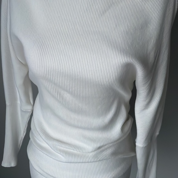 Fashion Nova White Top - Picture 3 of 6